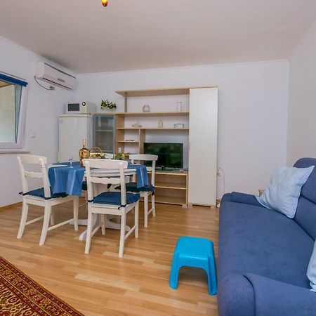 Apartment Pava Rogoznica  Exterior photo